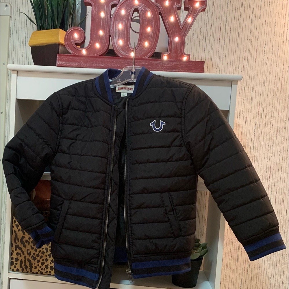 Kids Sz 6 True religion brand Originally $112 Asking $35 🍁💙